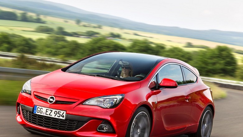 Opel Astra BiTurbo z najmocniejszym... Dieslem