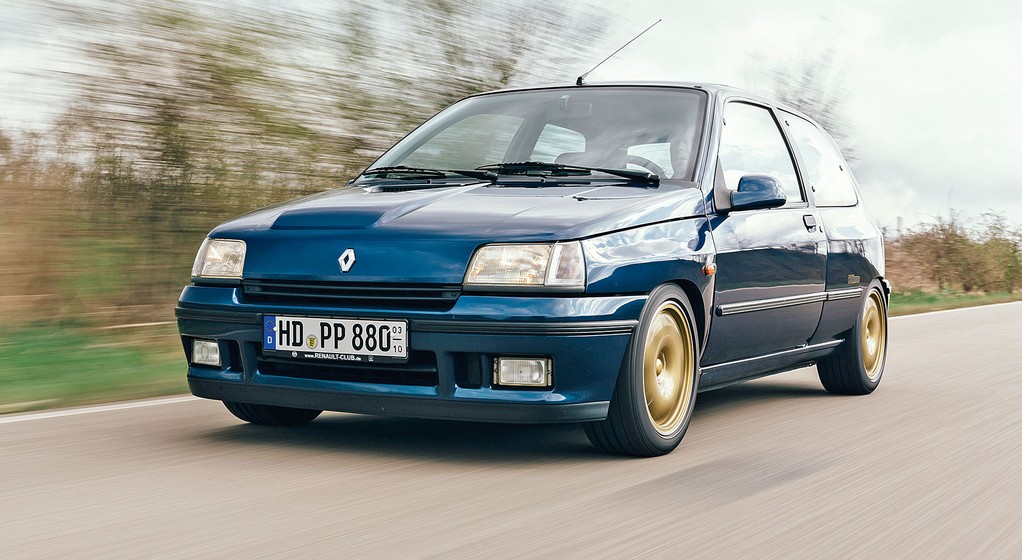 Renault Clio Williams - takich hot hatchy nam brakuje