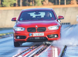 Test opon całorocznych w rozmiarze 225/45 R 17. Które są najlepsze na lato i na zimę?