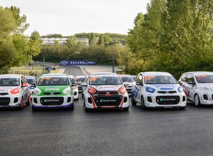 KIA Lotos Race 2017 z debiutantami