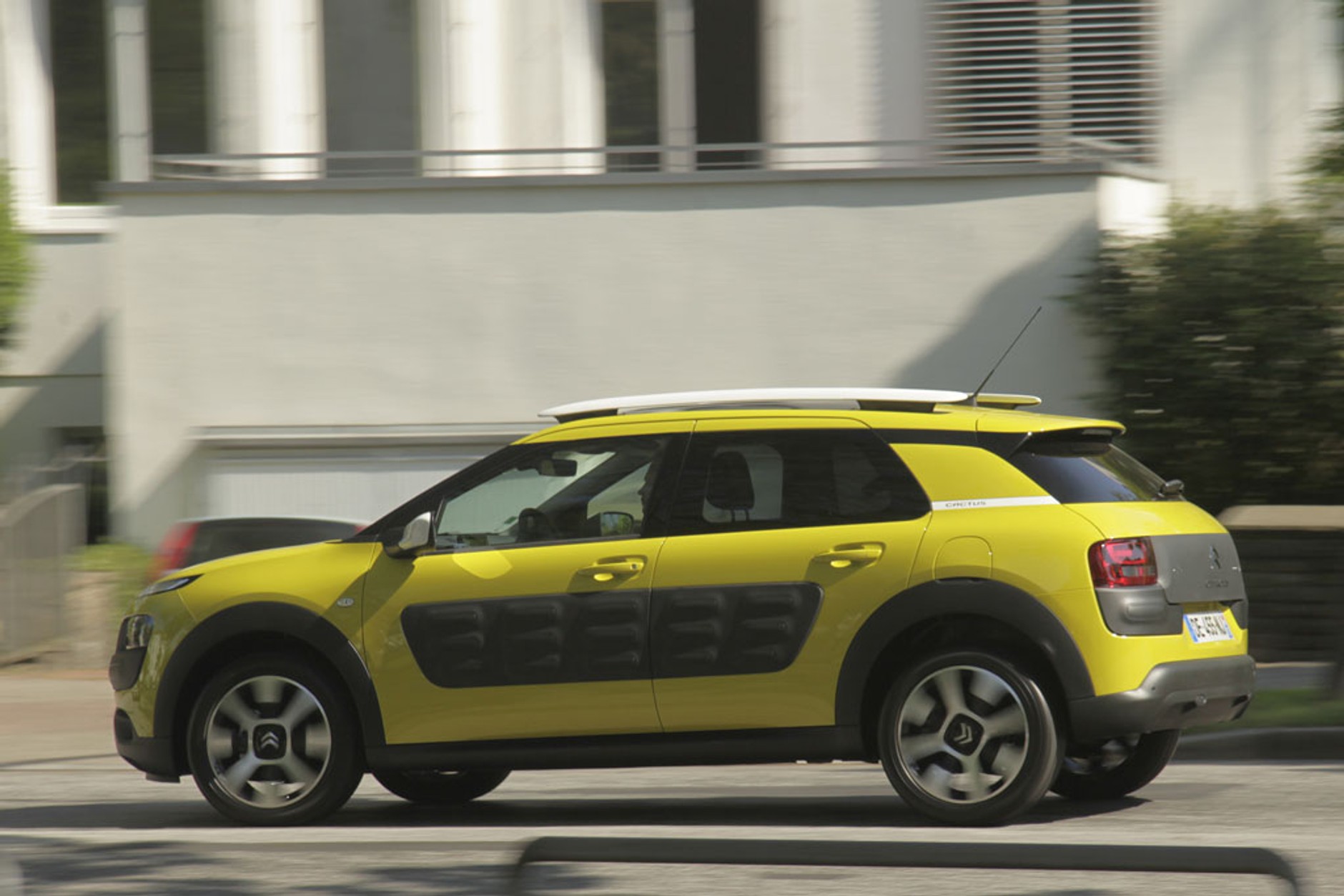 Citroen C4 Cactus kontra 2 CV