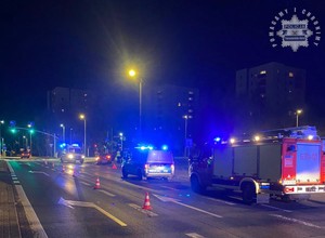 Nieprzemyślane manewry na drodze. Groźna kolizja na krajowej "jedenastce"