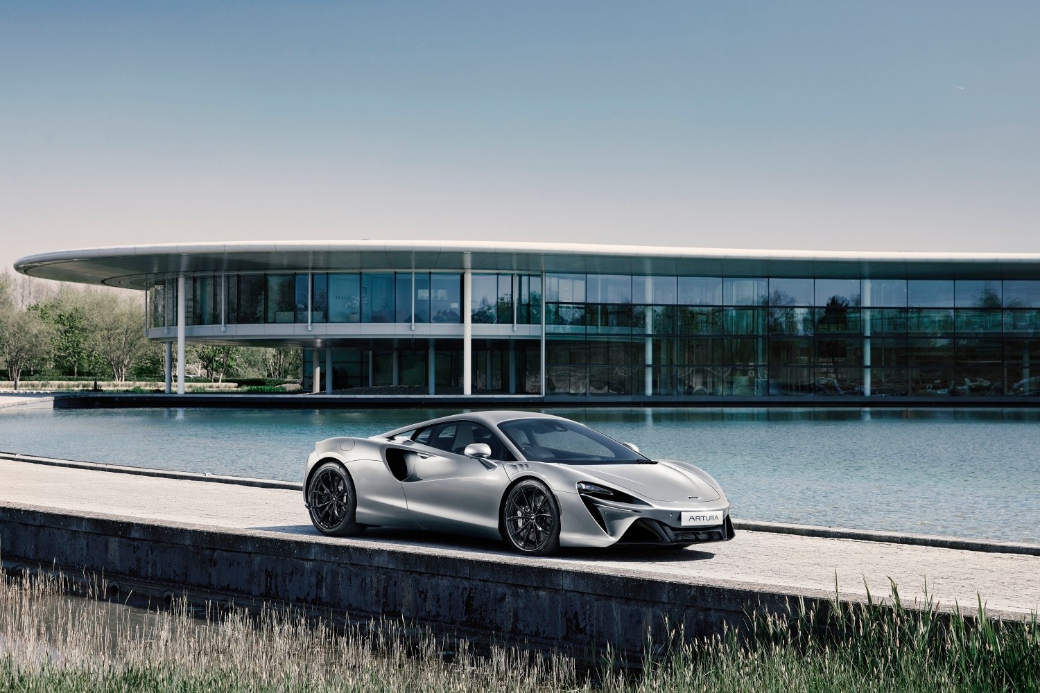 McLaren Artura w jubileuszowej edycji Platinum Jubilee