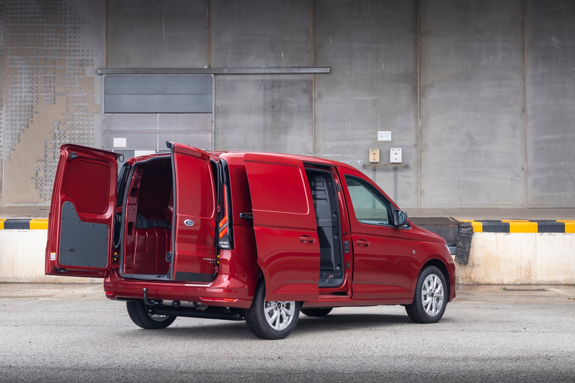 Ford Transit Connect PHEV