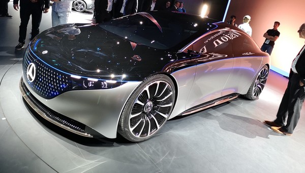 Mercedes Vision EQS – czy to jest przyszłość Mercedesa?