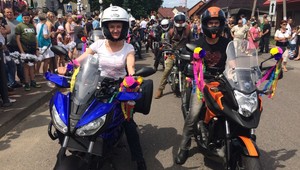 Polskie Zachwyty Motocyklowe na kurpiowskim weselisku w Kadzidle
