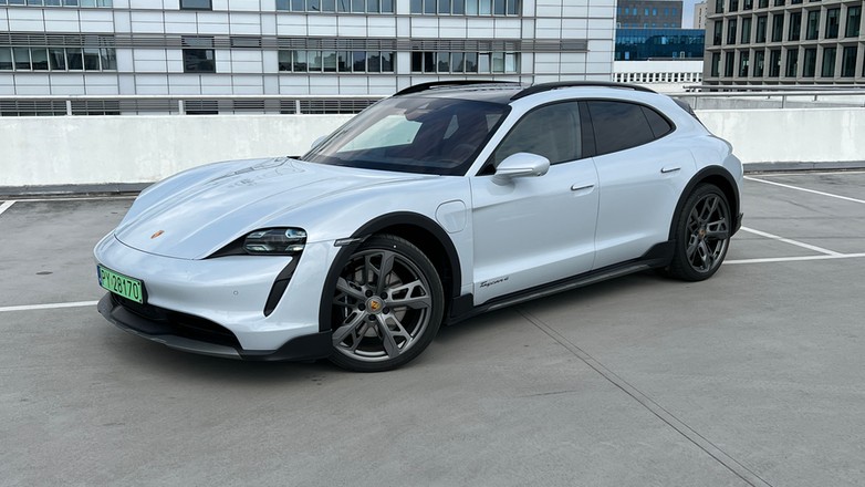 Porsche Taycan 4 Cross Turismo 2023