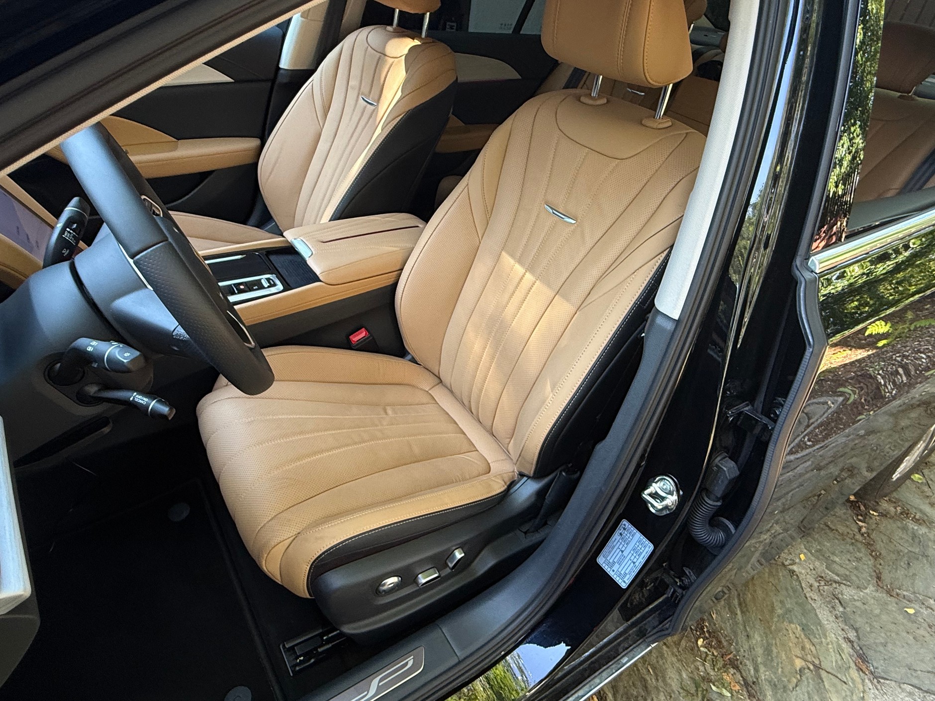 Hongqi H5 2.0T Deluxe