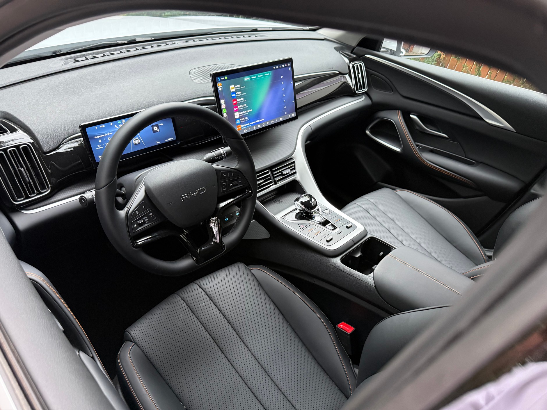BYD Sealion 5