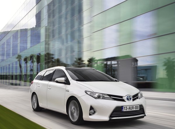 Genewa 2013: Toyota Auris kombi