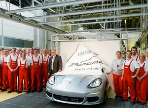 100 000 egzemplarzy Porsche Panamery