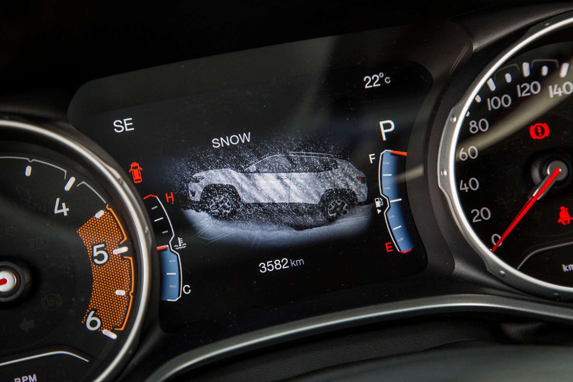 Jeep Compass 2.0 Multijet - sprawdza się nie tylko na asfalcie