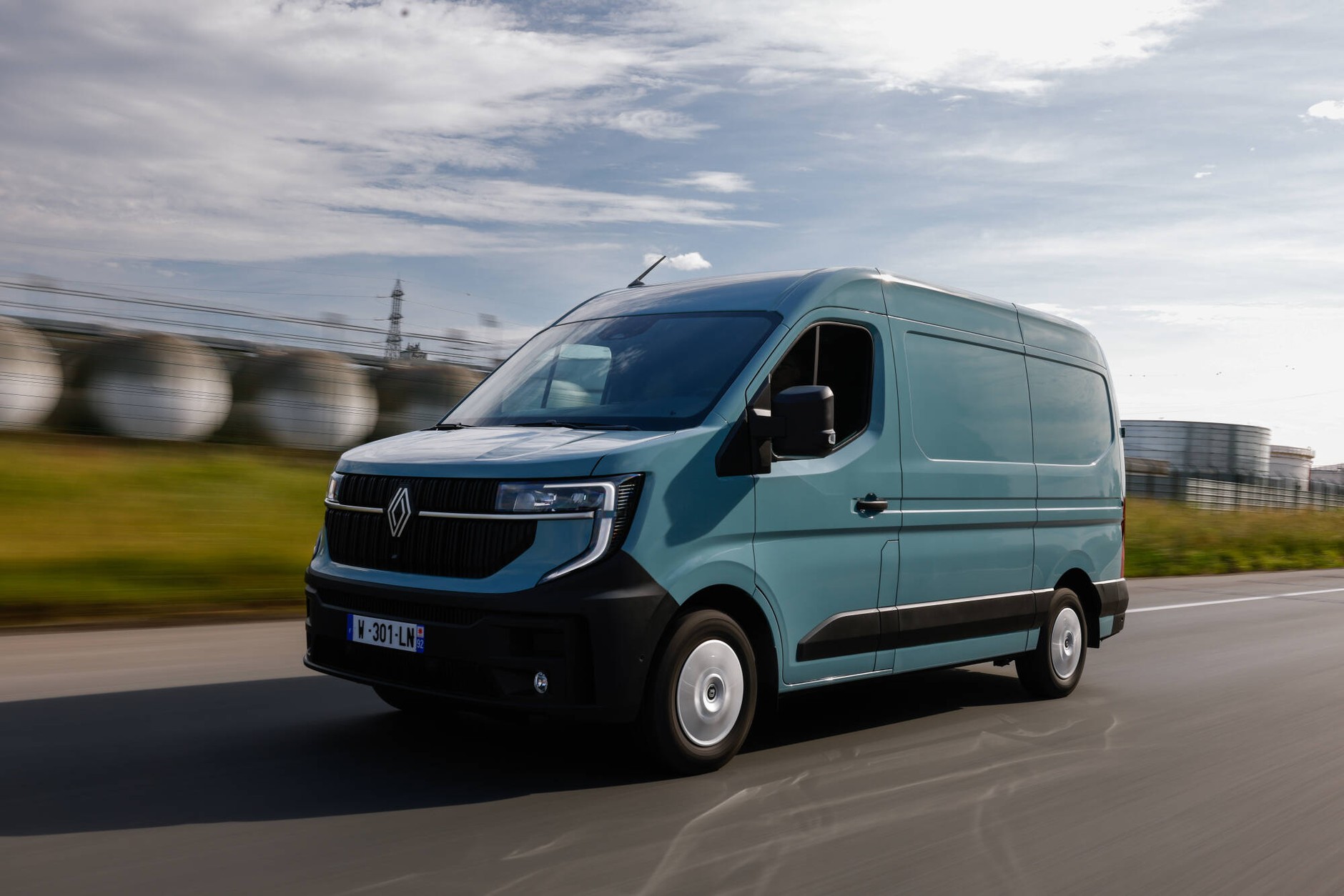 1. miejsce: Renault Master - 8 379 egz.