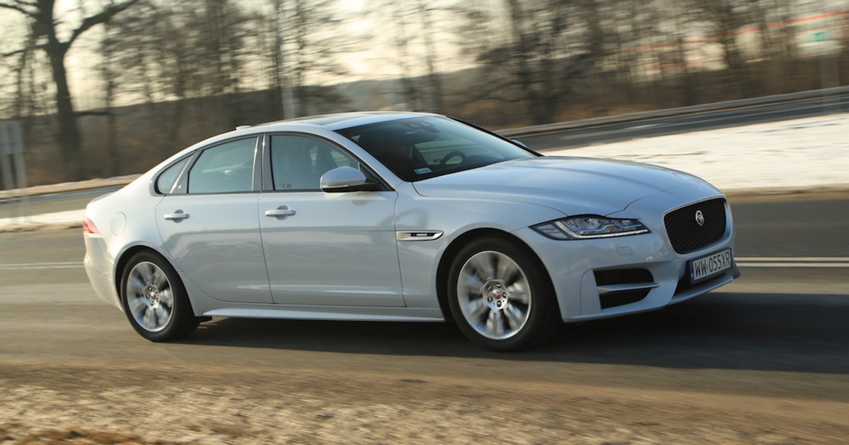 Jaguar XF 3.0 TDV6 R-Sport