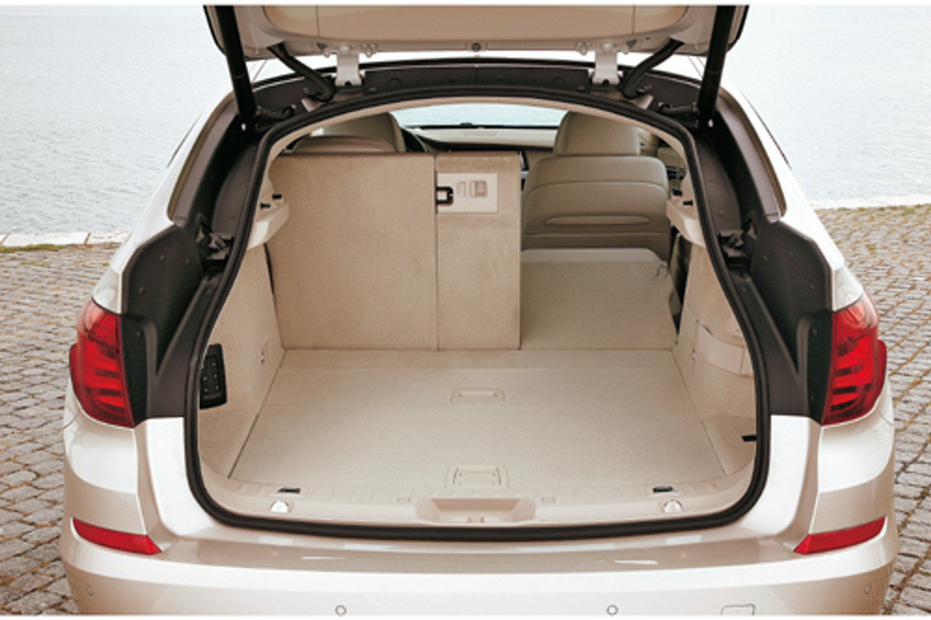 BMW serii 5 GT - Piątka z happy endem