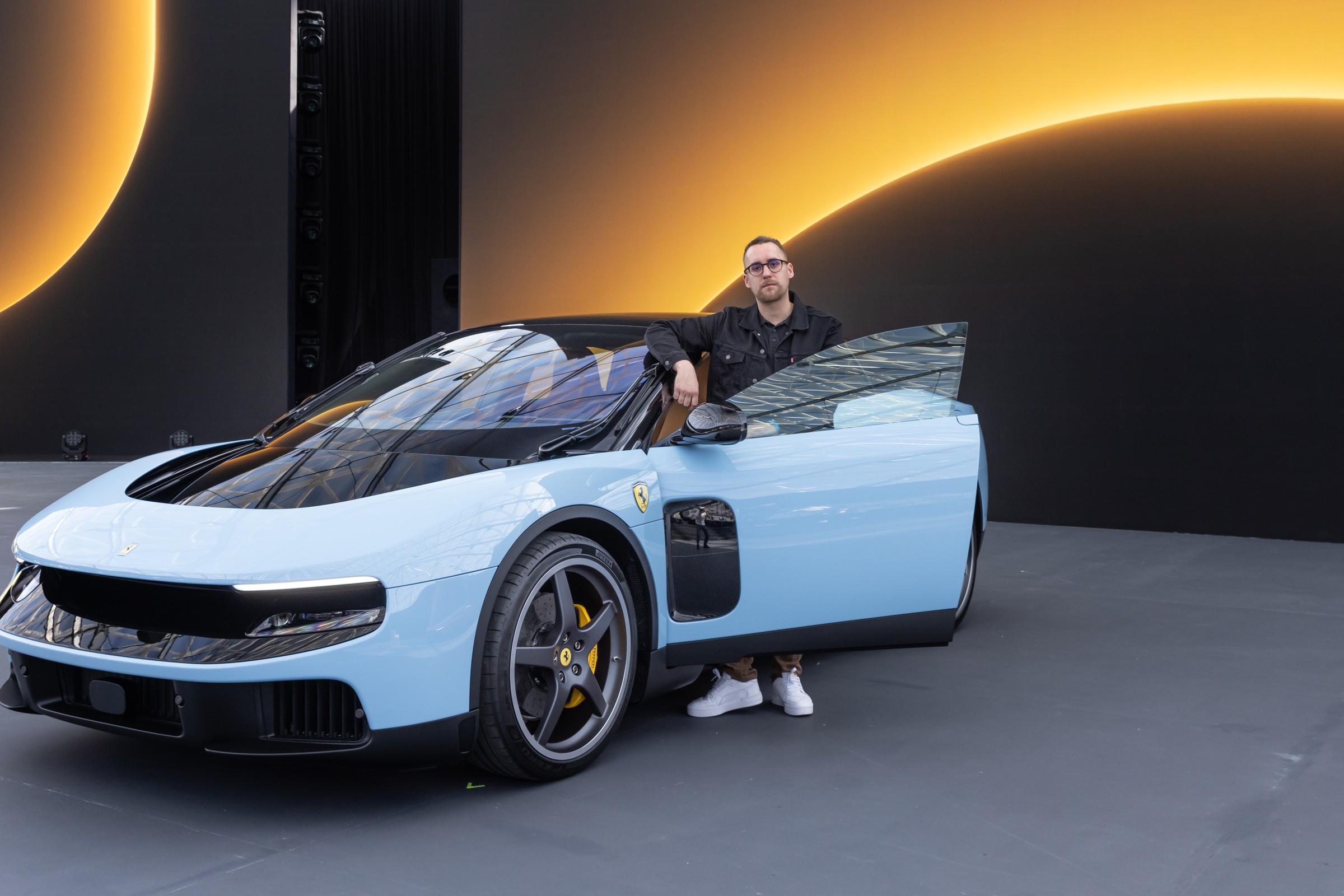 Widziałem Ferrari Luce. Wnętrze jest fantastyczne. Ale to nadwozie... Wciąż nie wiem, co myśleć
