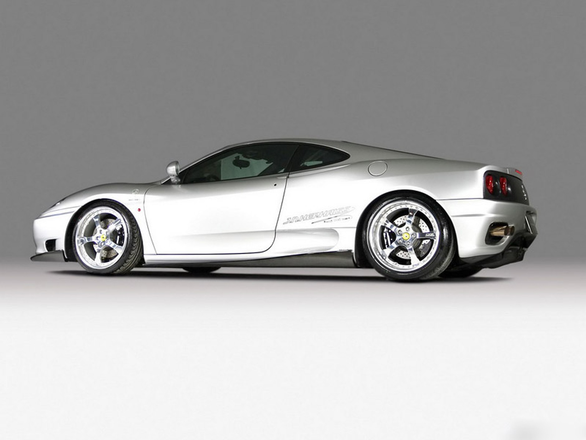 Ferrari 360 Modena firmy J. N. Hephaiss