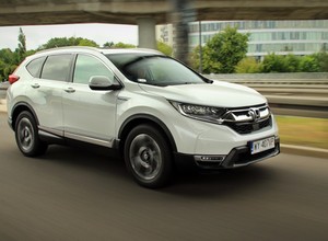 Honda CR-V 2.0 i-MMD Hybrid AWD – stonowana opcja