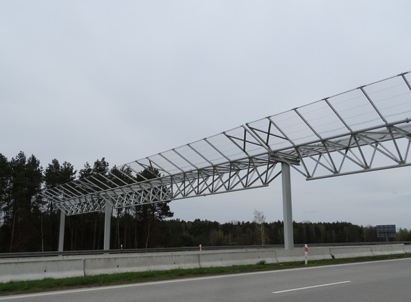 Kierowcy obawiają się bramownic na drogach ekspresowych. Nie są od mandatów
