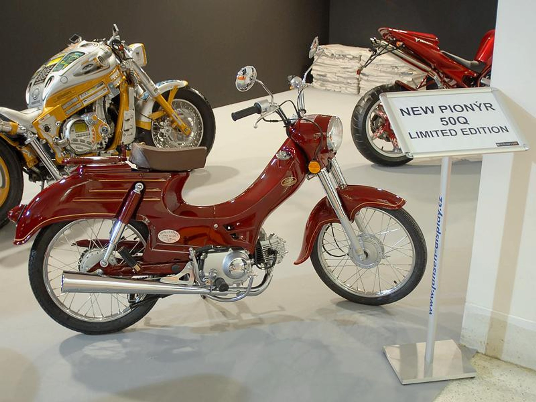 MMOTION 06: Mały Paryż w praskich Holešovicach