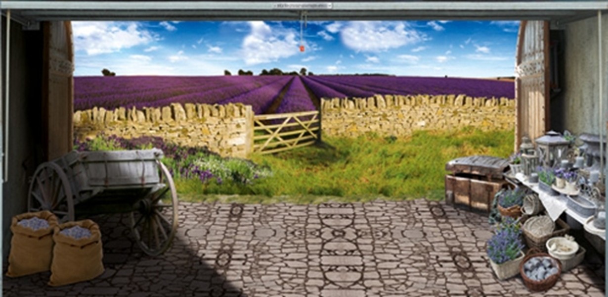 Odjechane naklejki na drzwi garażowe