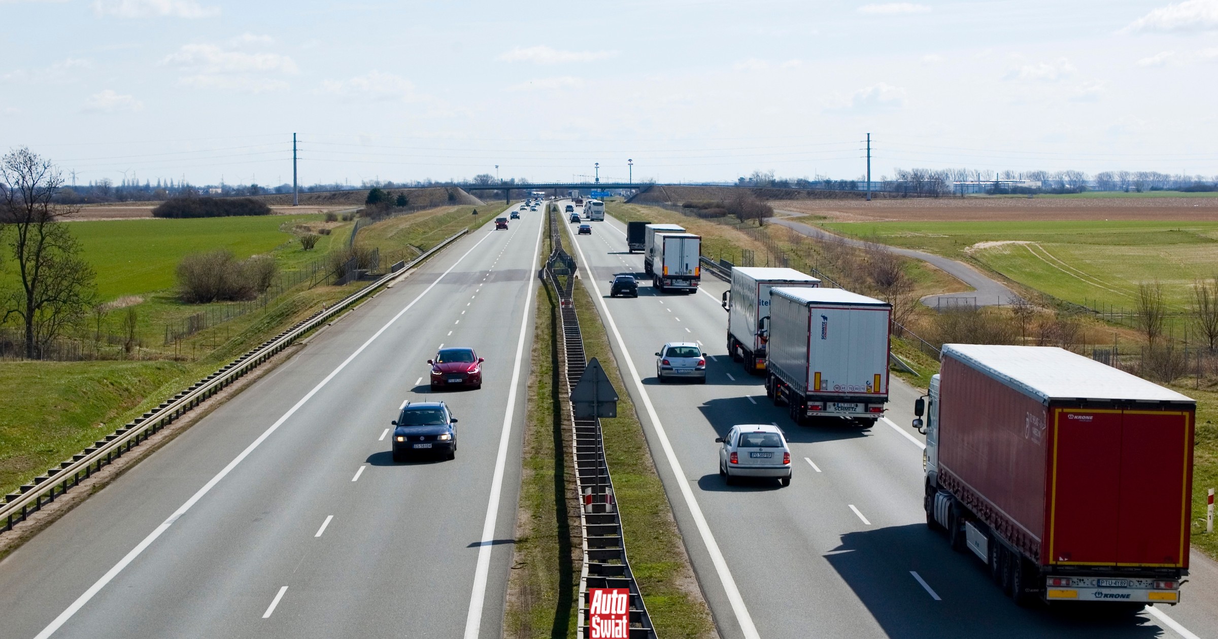 Nie umiemy jeździć normalnie po autostradach i ekspresówkach. To wykracza poza możliwości kierowców