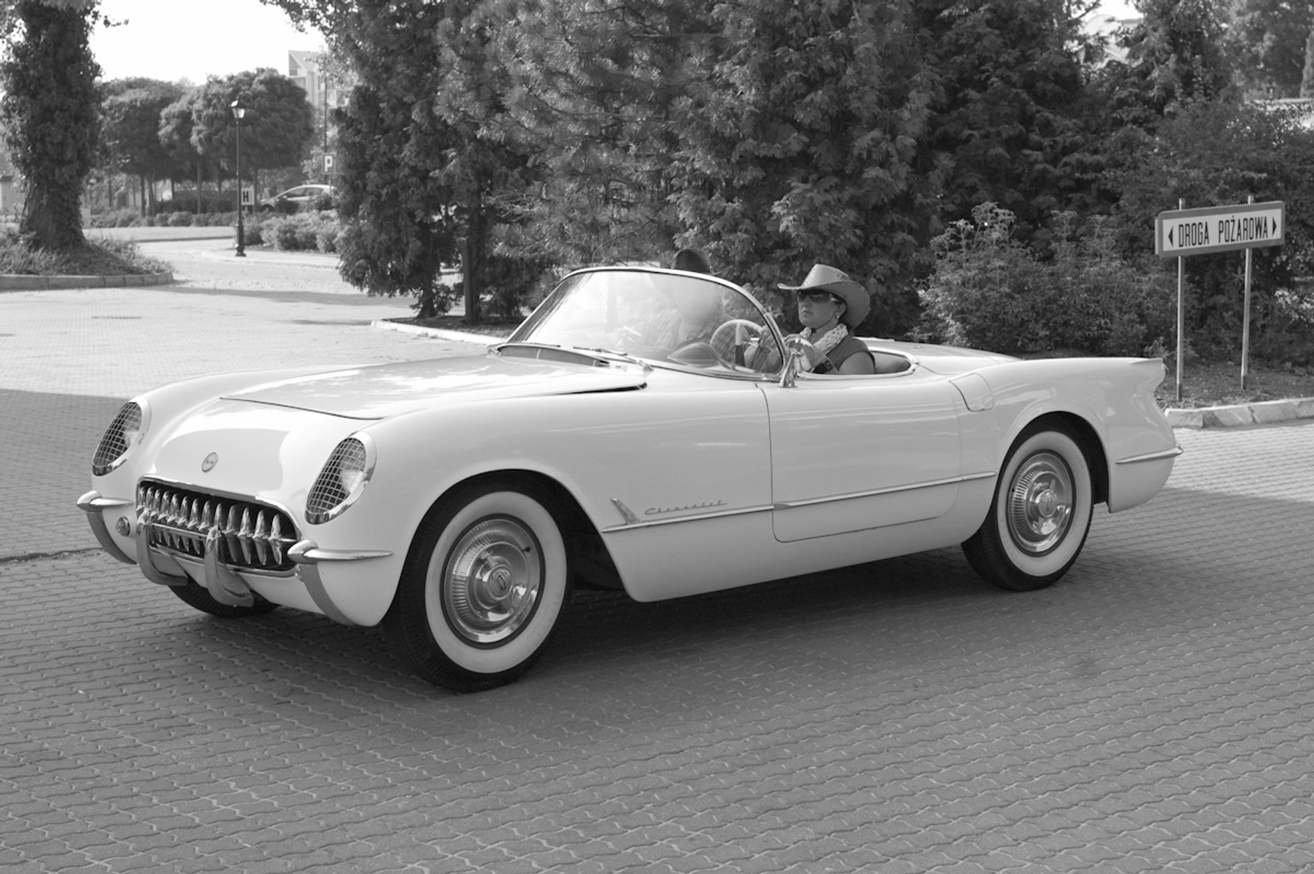 Stare jak Nowe: czyli druga młodość klasycznych aut