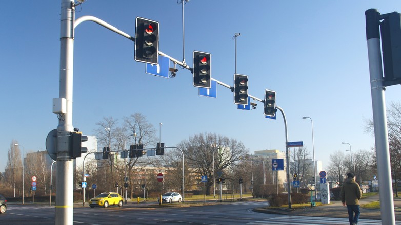 System RedLight zainstalowany na skrzyżowaniu we Wrocławiu