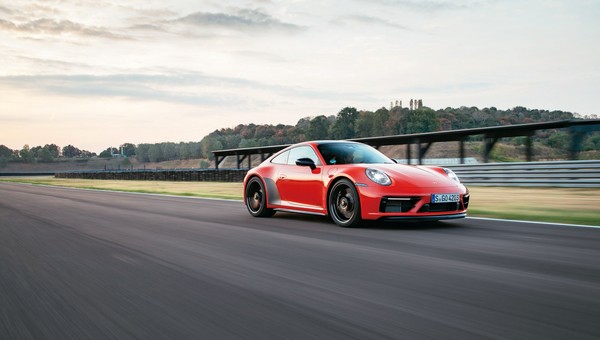Porsche 911 Carrera 4 GTS – szczytowa forma