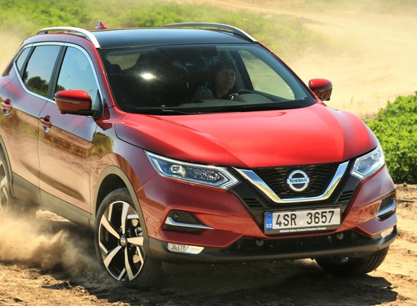 Nissan Qashqai Tekna 1.7 dCi 4WD Xtronic – czy warto zainwestować w nowego diesla?