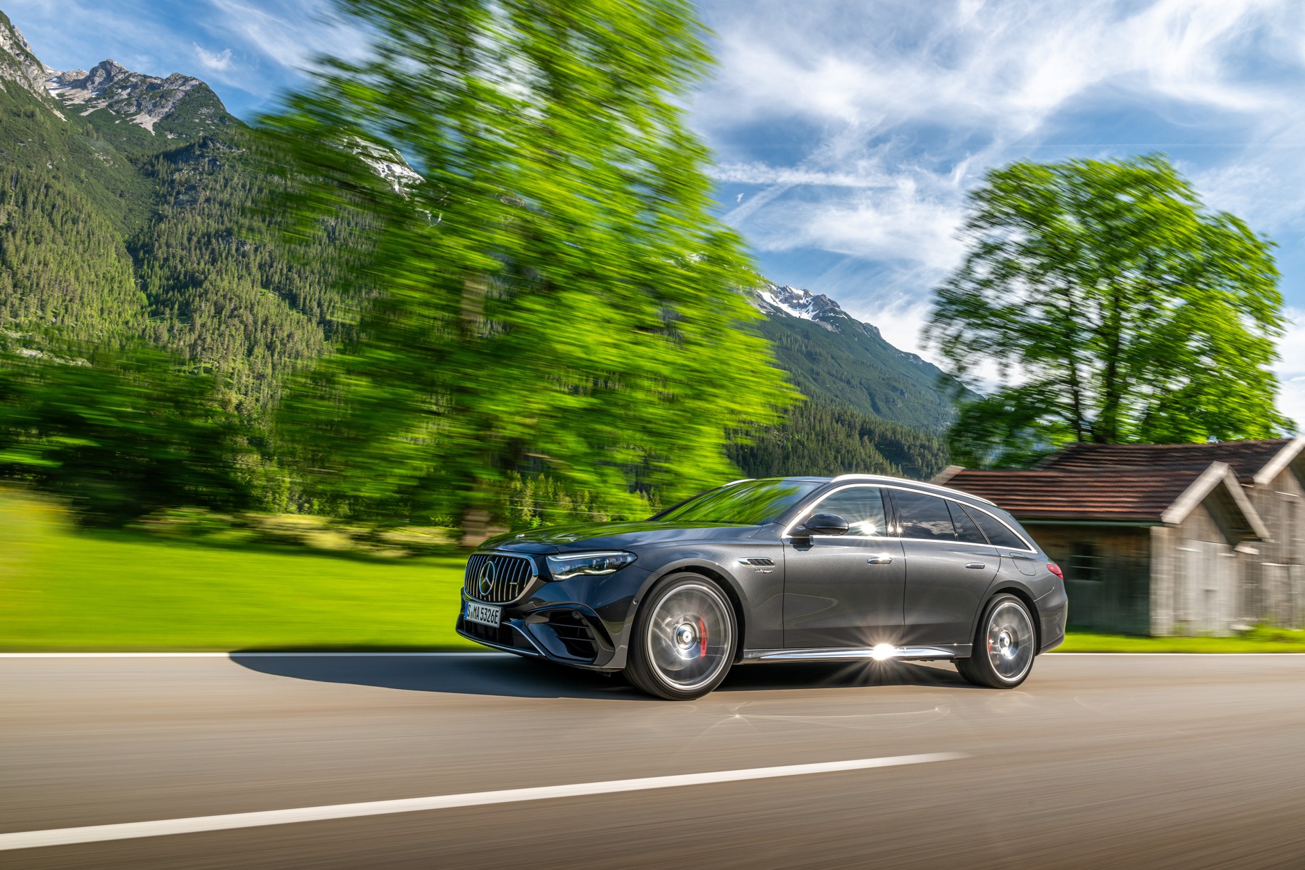 Mercedes-AMG E53 Hybrid 4MATIC+ Estate