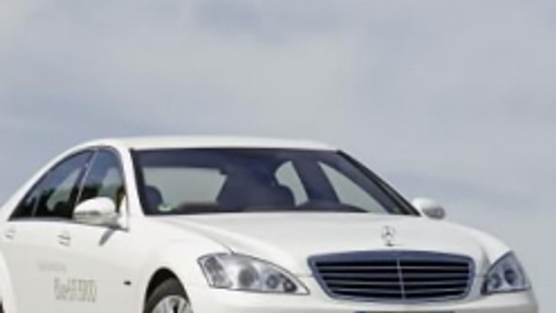 Paryż 2008: Mercedes S 400 BlueHYBRID już w 2009 w salonach