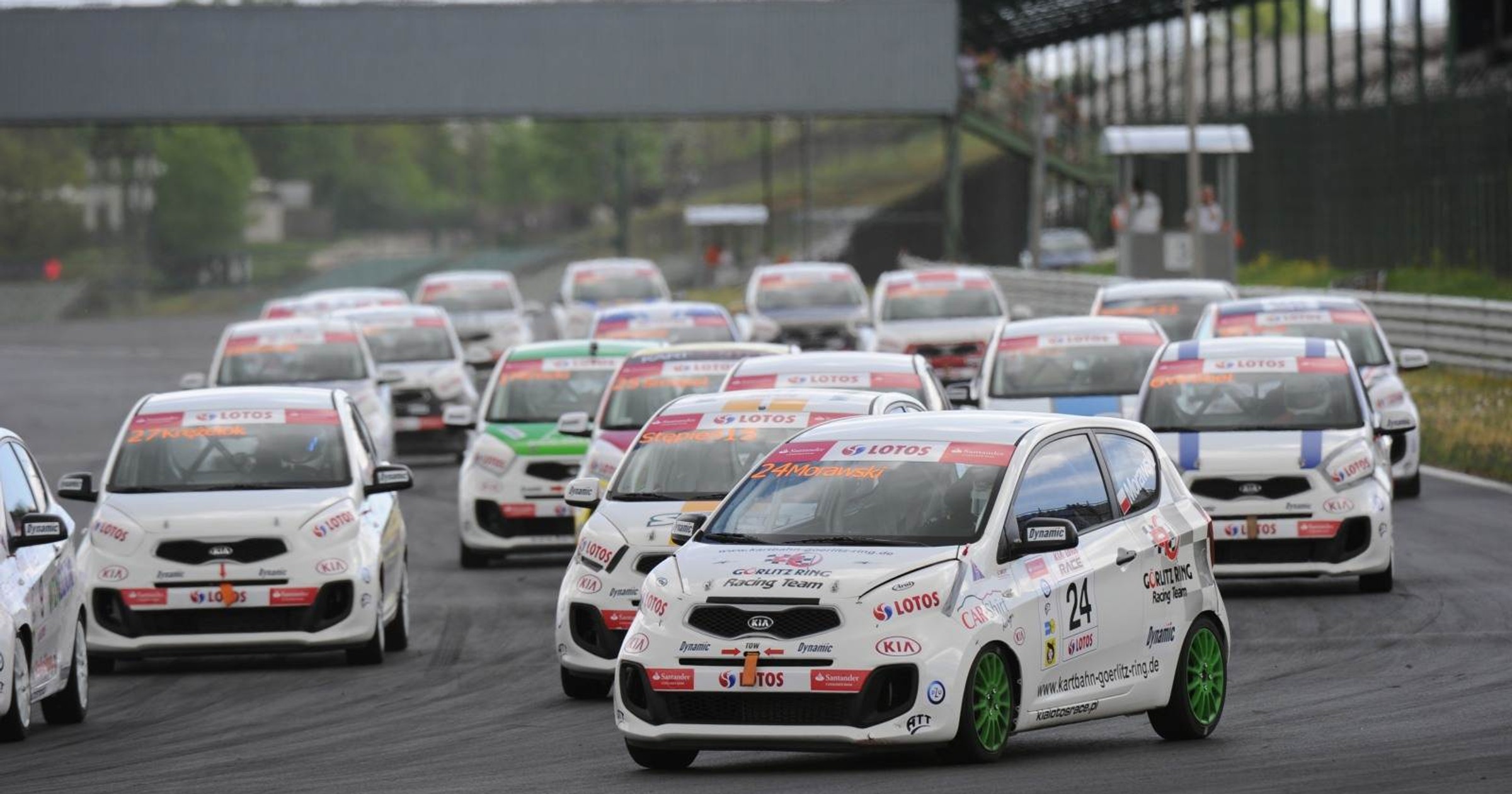 Kia Lotos Race