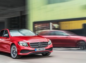 Mercedes-Benz liderem klasy premium