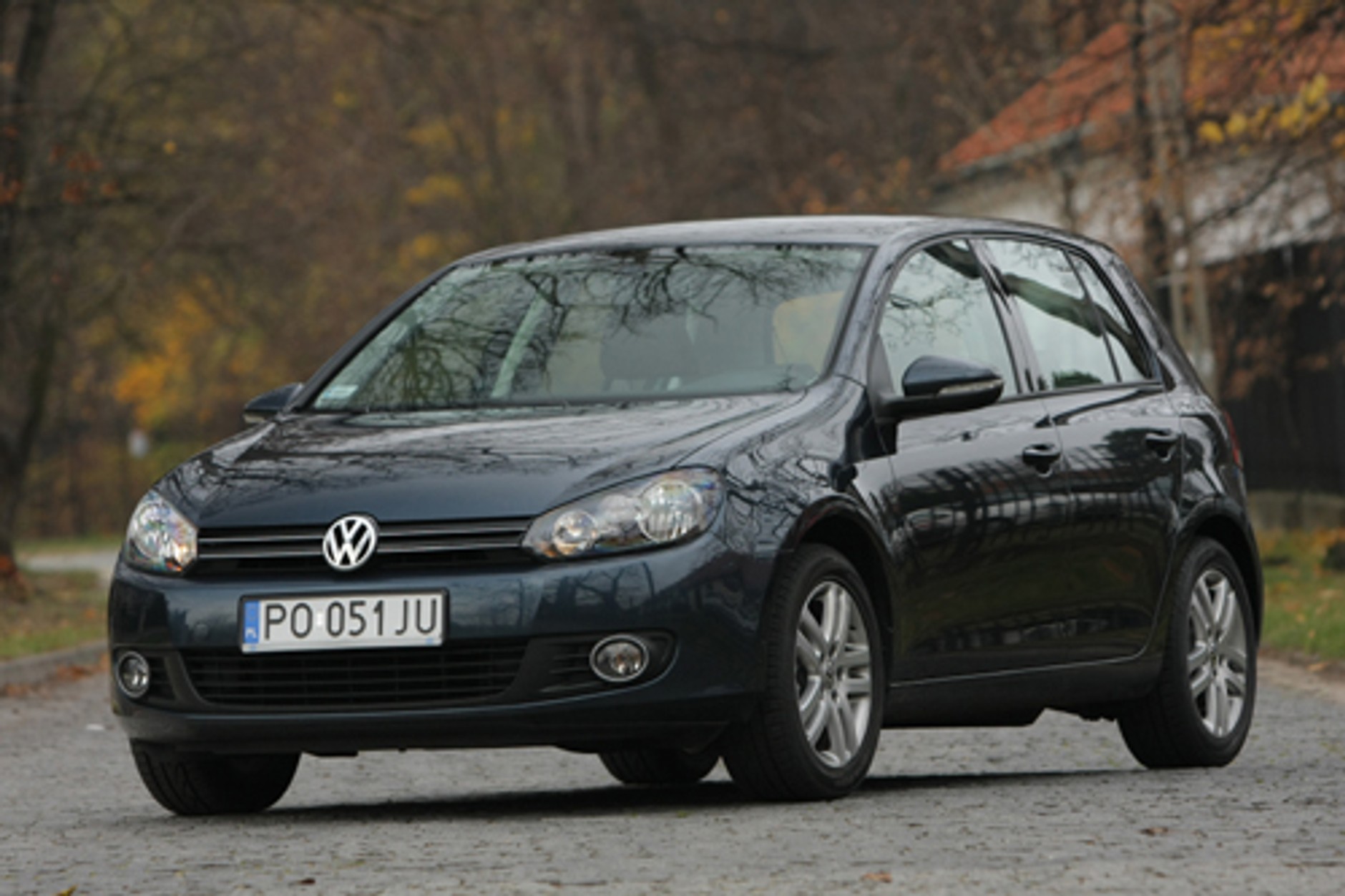 Toyota Auris kontra Volkswagen Golf: Porównanie popularnych aut kompaktowych