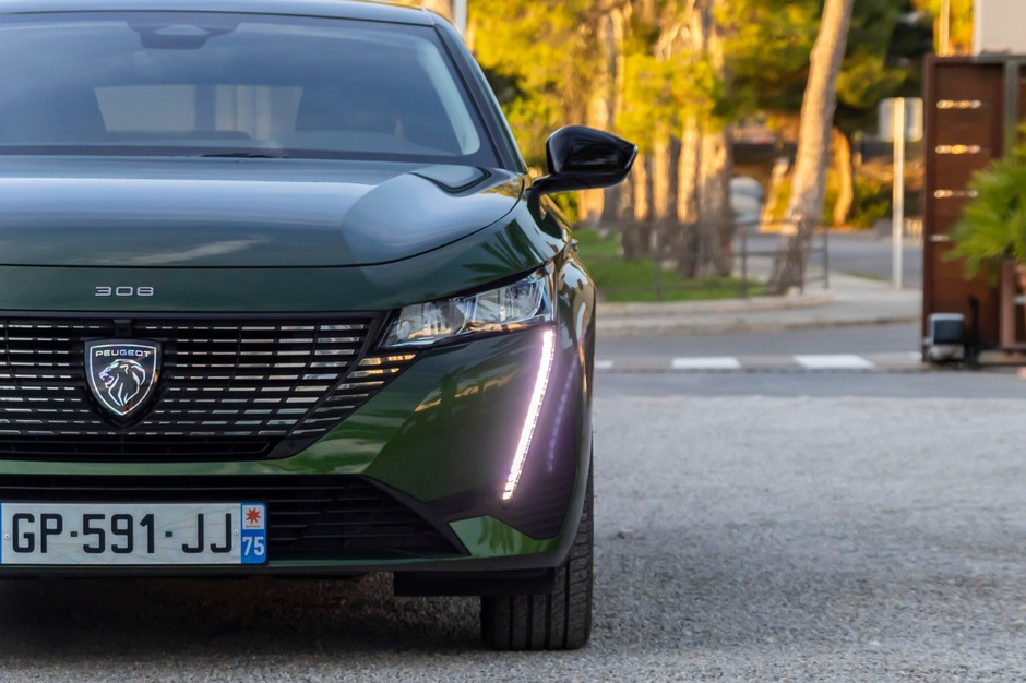 2024 Peugeot E-308