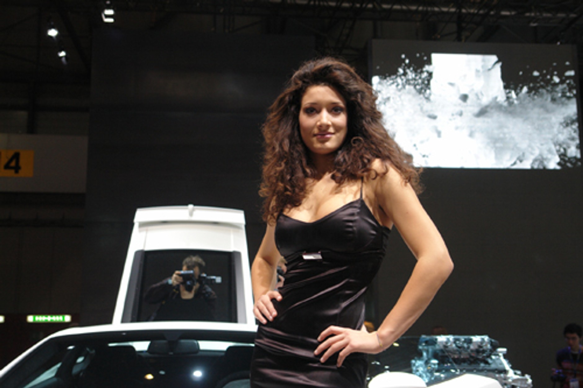 Dziewczyny Geneva Motor Show