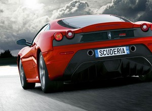 310 km/h w Ferrari F430 na autostradzie [Wideo]