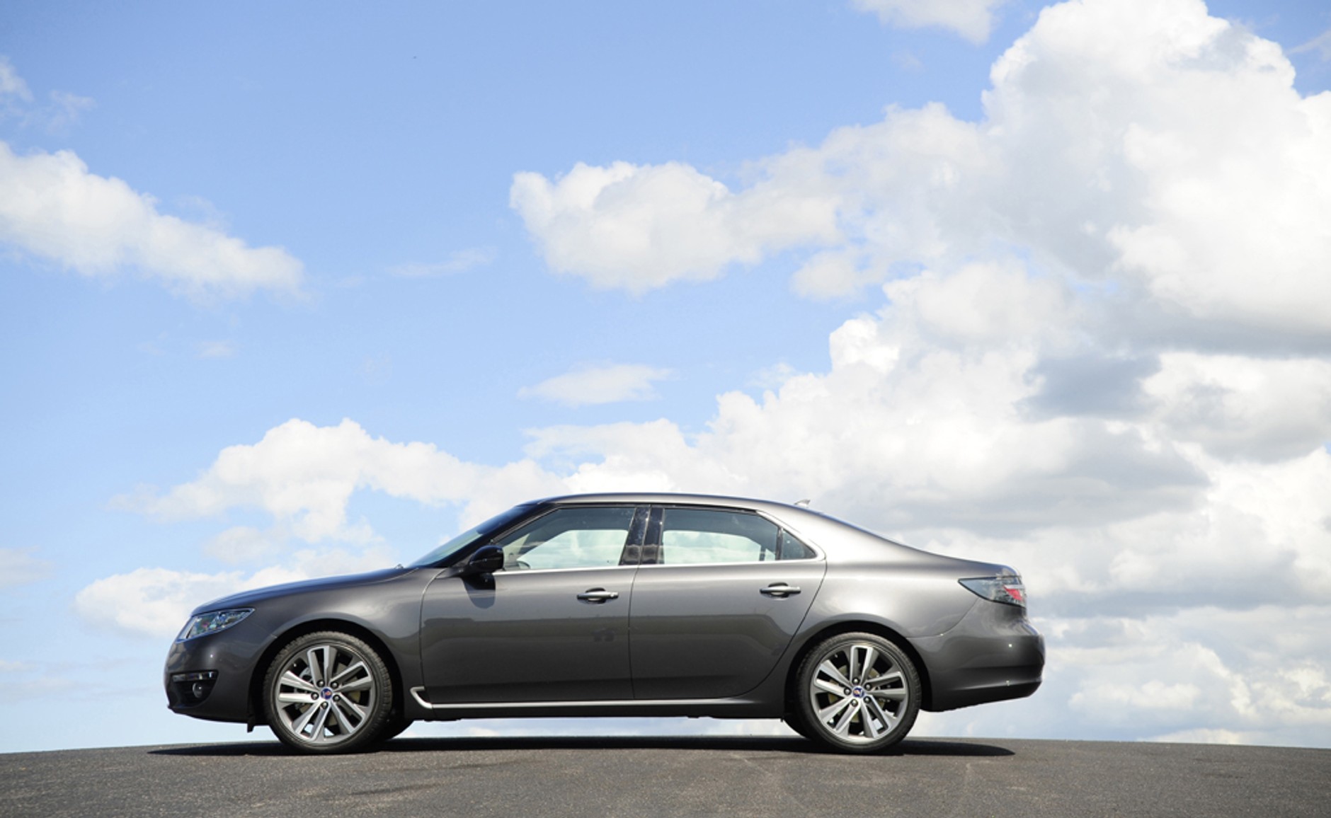 Nowy Saab 9-5 - Legenda wiecznie żywa