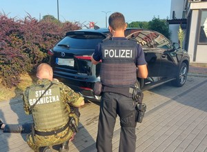 Polsko-niemiecki patrol zatrzymał ukraińskiego kierowcę w Lexusie. Szybko odkryto, dlaczego prowadził