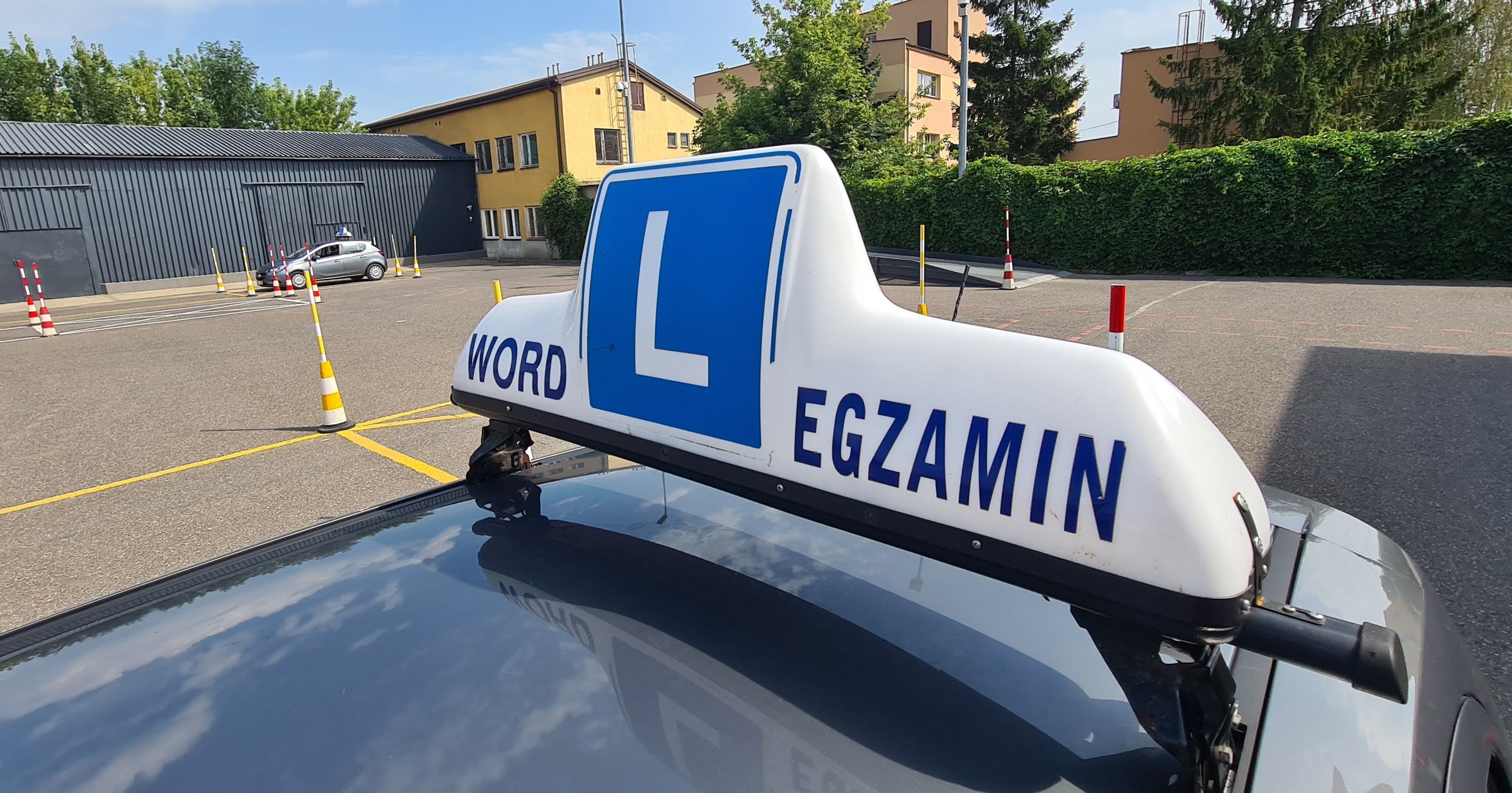 Egzamin na prawo jazdy - zdj. ilustracyjne