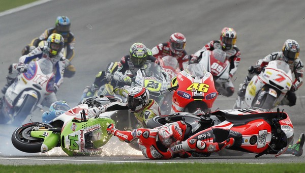 MotoGP: spektakularny koniec ery w Walencji