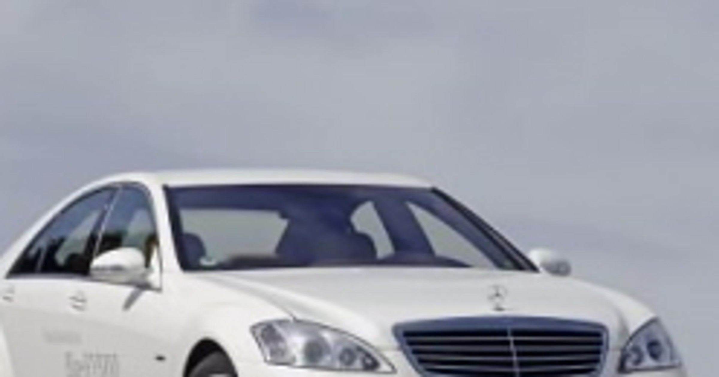 Mercedes: udany debiut S 400 HYBRID