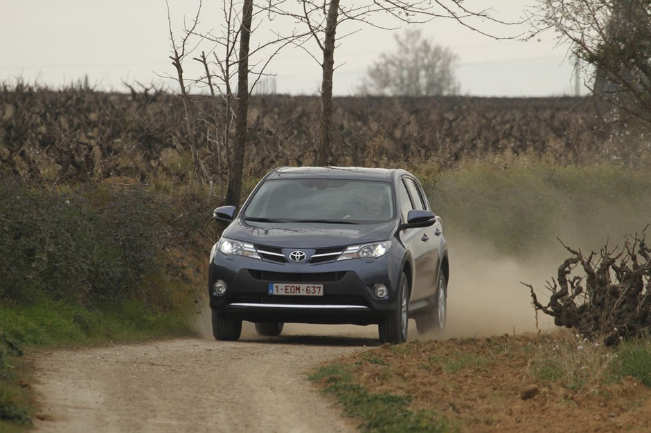 Nowa Toyota RAV4: SUV zrobiony według sprawdzonego przepisu