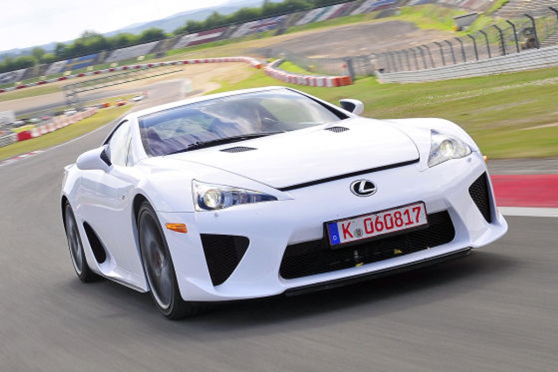 Siedmiu wspaniałych. Czyli, superbolidy w zielonym piekle