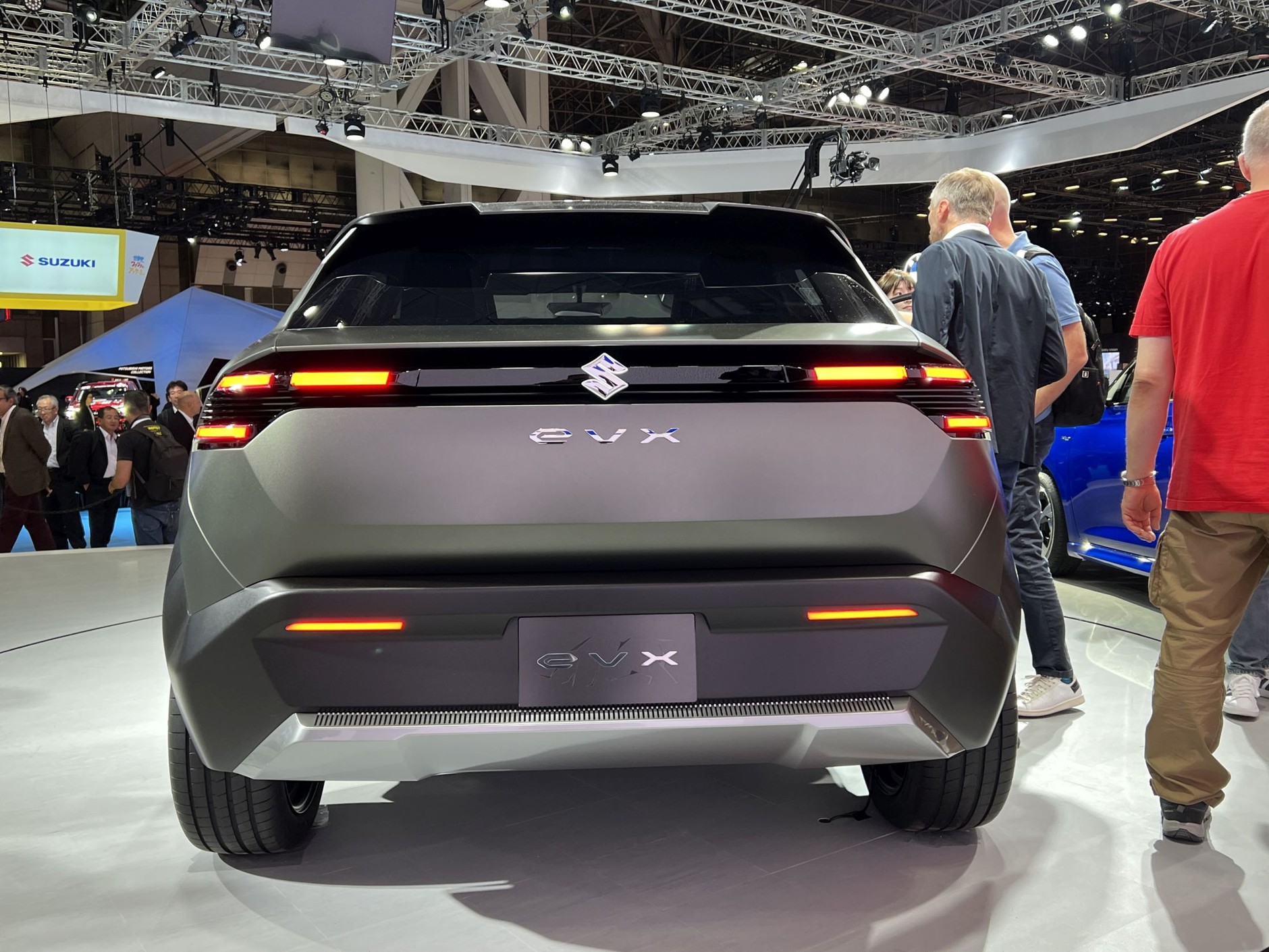 Suzuki eVX Concept na targach Japan Mobility Show 2023