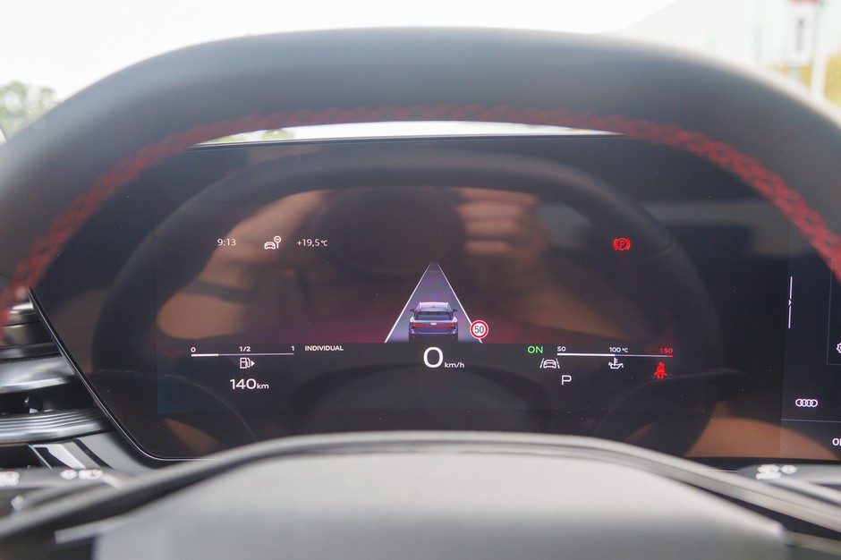 Audi A6 C9