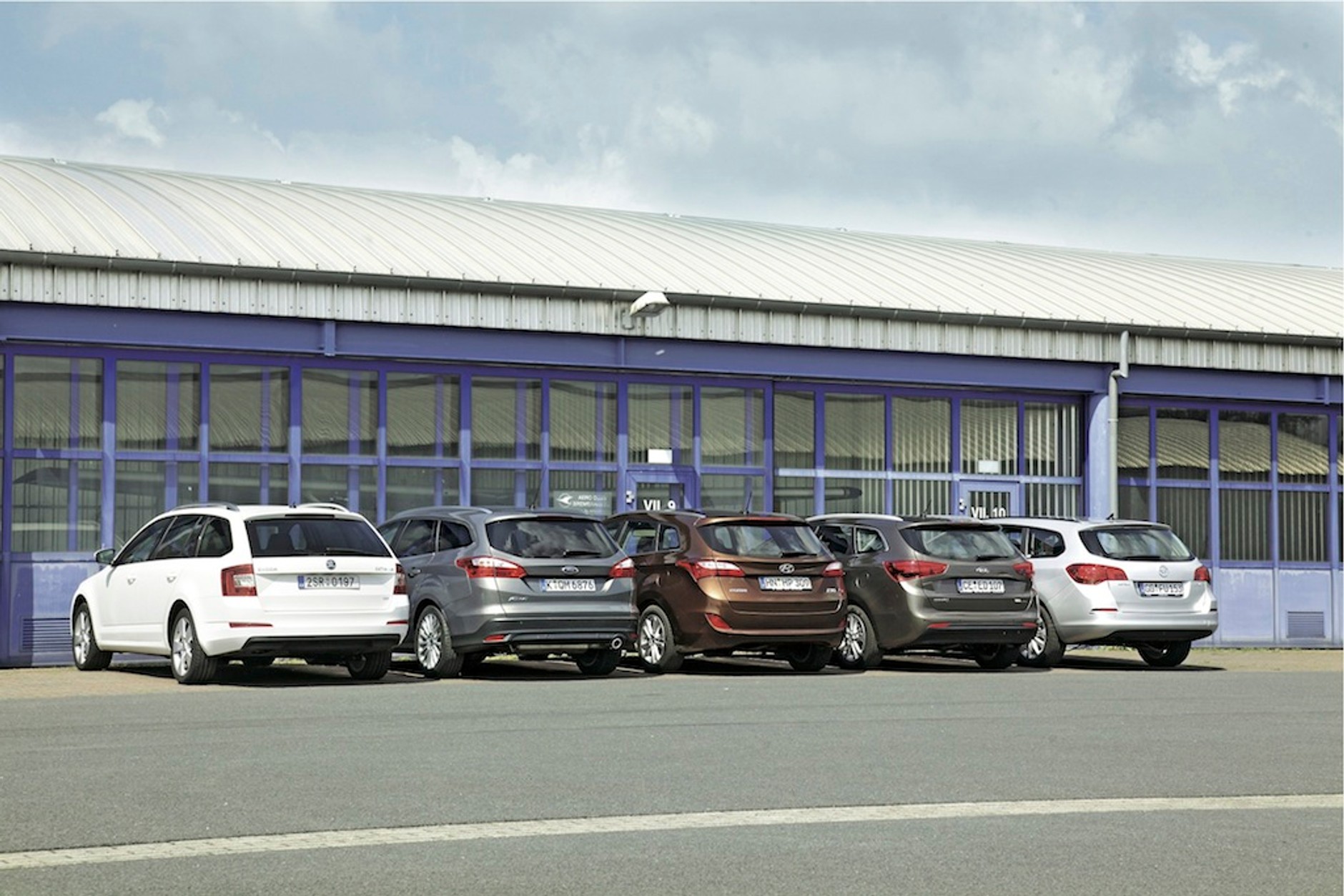 Porównanie pięciu kombi