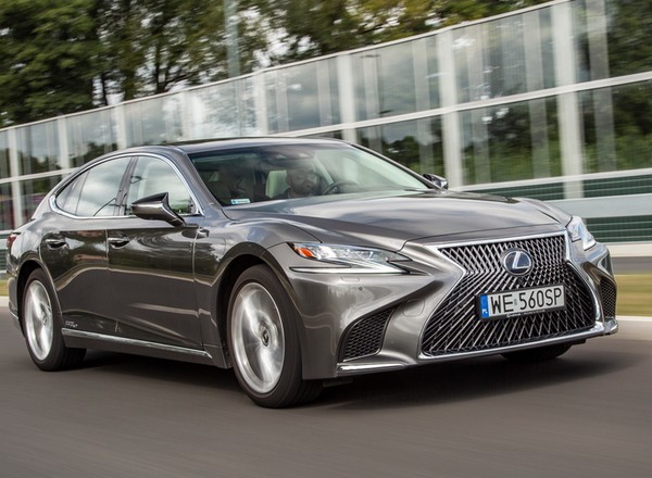 Lexus LS 500h – wszystko pięknie, ale ten silnik... | TEST