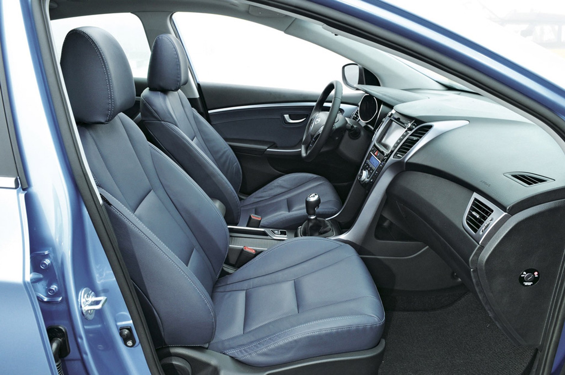 Hyundai i30 kontra VW Golf: sprawdziliśmy, kto robi lepszego Golfa